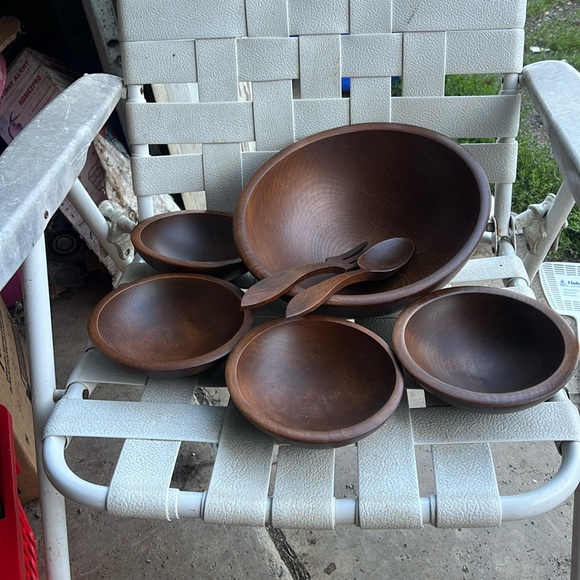 Retro - Picture 1 of 2